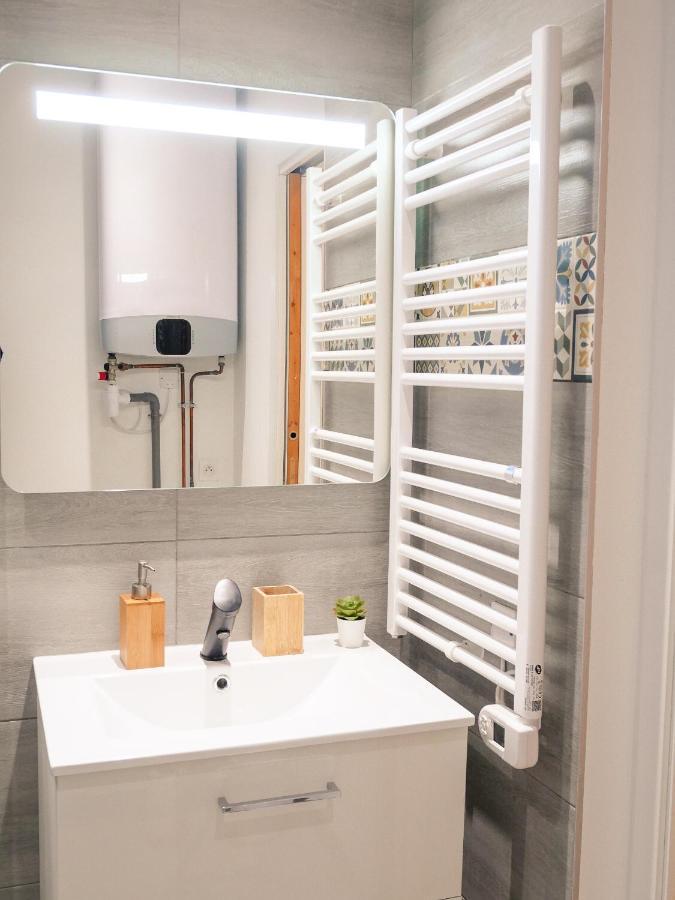 Balcon Du Champ De Mars - #Air Conditioner #Clim Apartment Angoulême